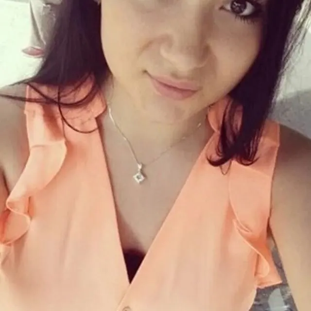 Carolien image 0